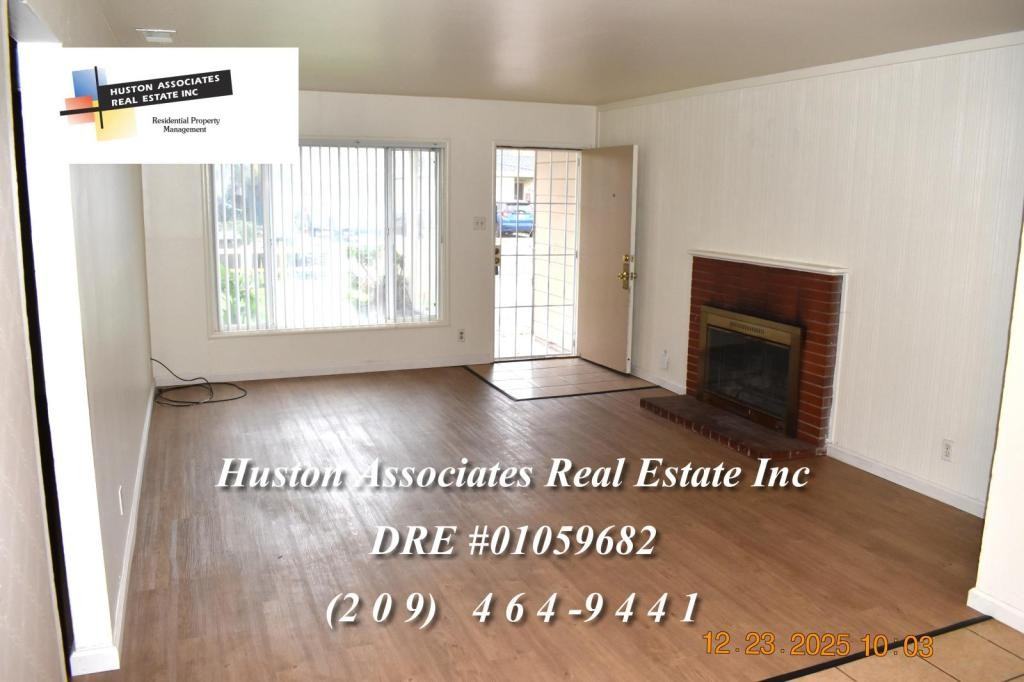 1714 Del Rio Dr - Photo 2 of 13