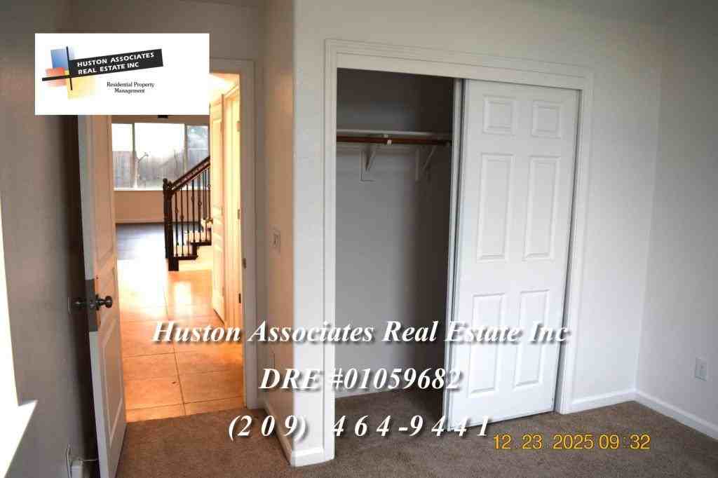 5953 Pebblestone Way - Photo 4 of 21