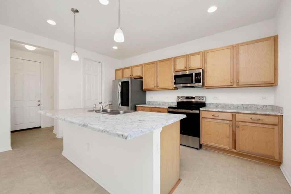 2985 Bridal Veil Falls Ct - Photo 4 of 19