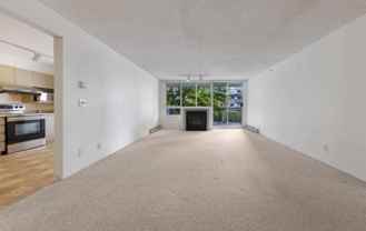 555 Austin Ave - Photo 1 of 1