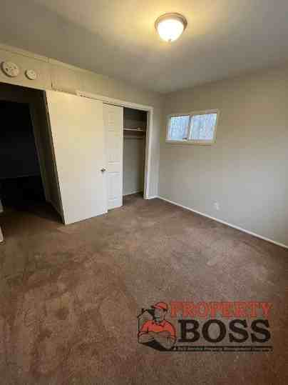 5500 E 13th Pl - Photo 4 of 9