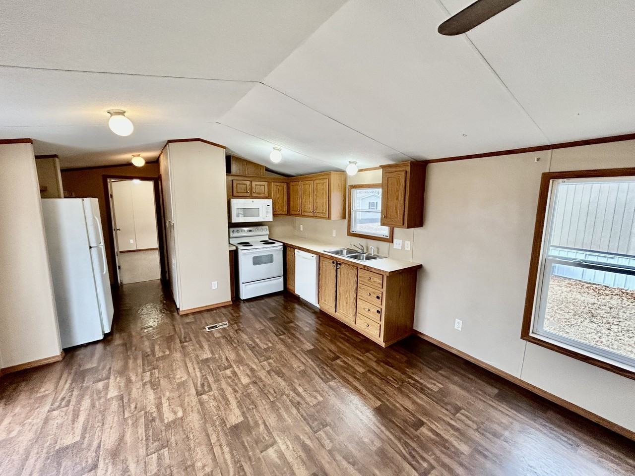 16840 County Roadgarden Oaks #4 - Photo 5 of 9