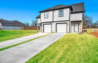 2709 W Washington St - Photo 1 of 1