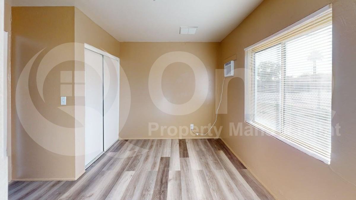 14 S 31st Ave #1 - Photo 2 of 13