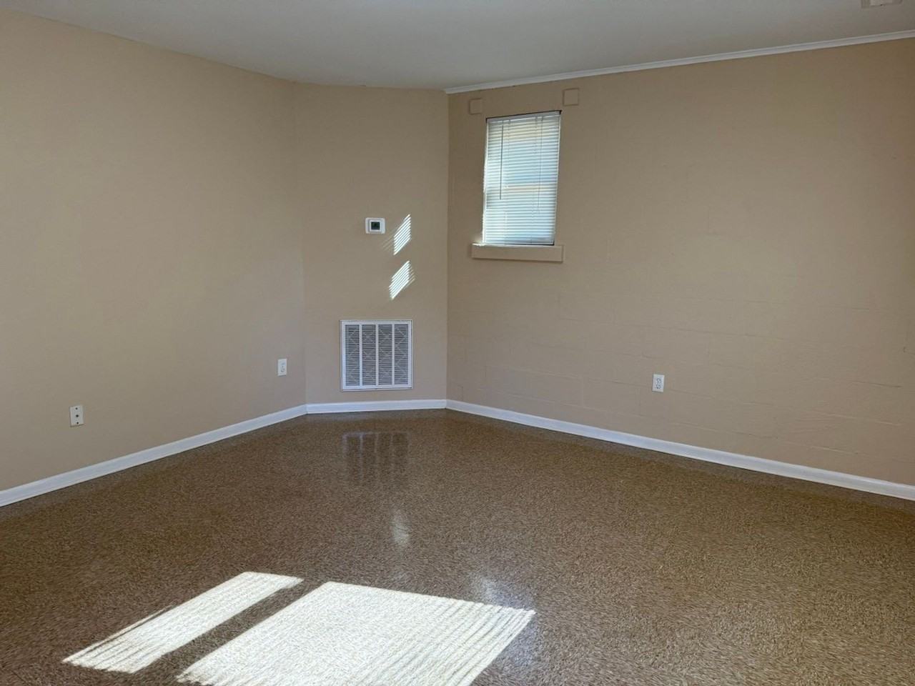 5200 John Hall Rd #H - Photo 4 of 20