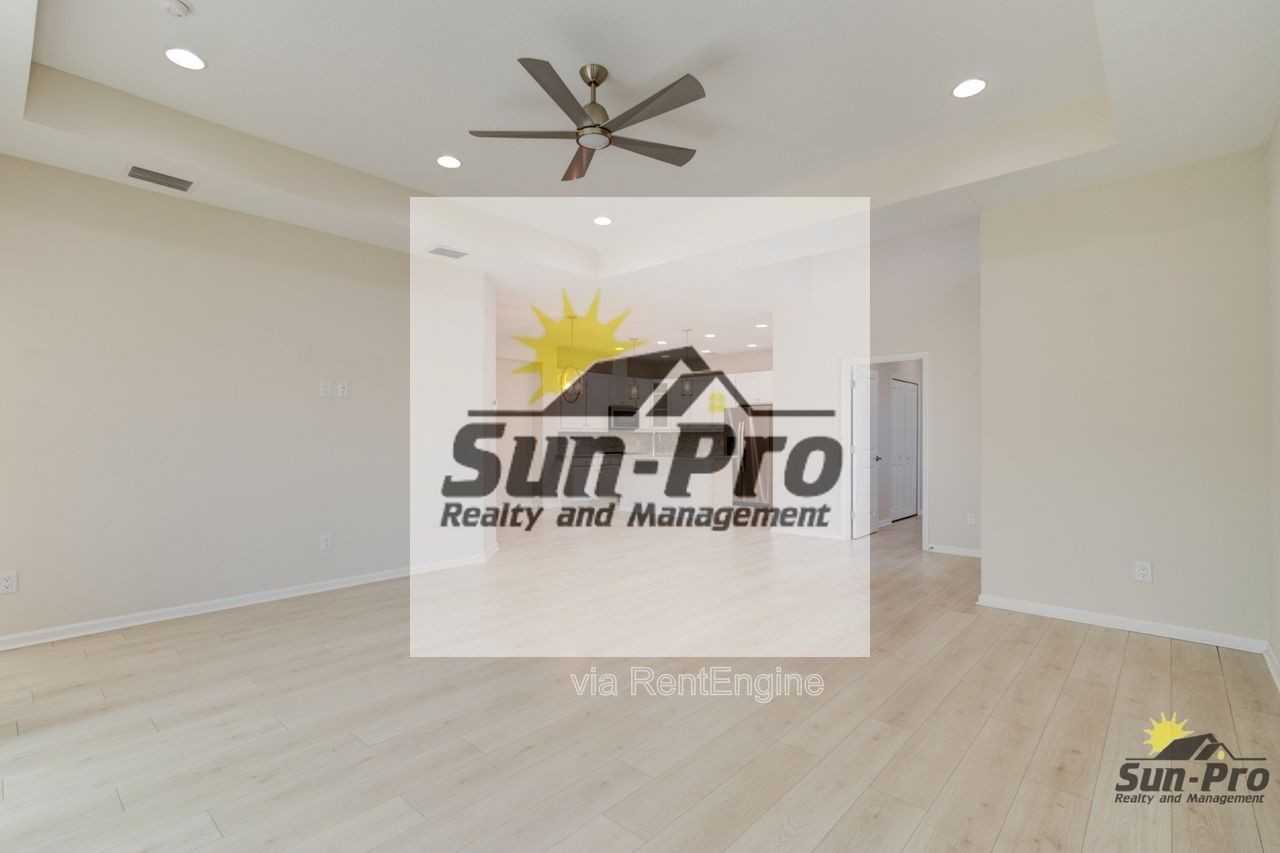 301 Low Tide Ln - Photo 6 of 36