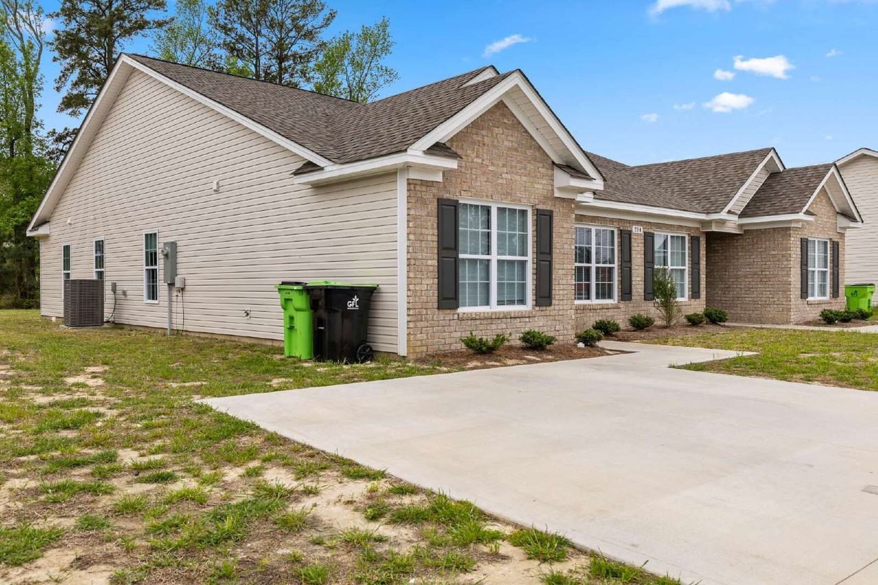 214 Jeremy Ln #A - Photo 3 of 46