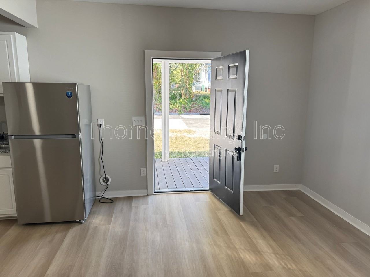 821 Belleview Ave - Photo 4 of 16