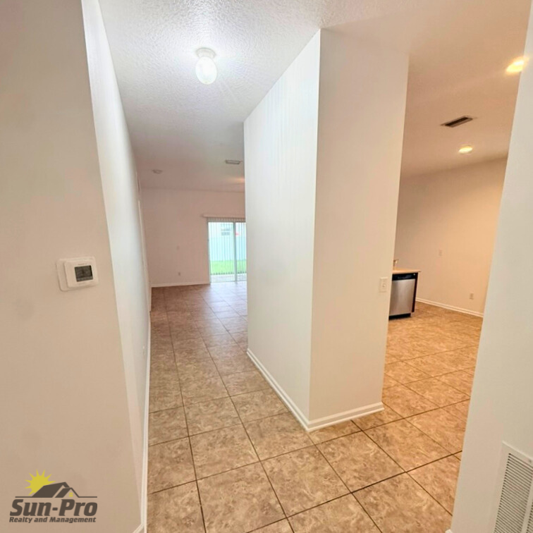 1932 Cove Point Rd - Photo 4 of 22