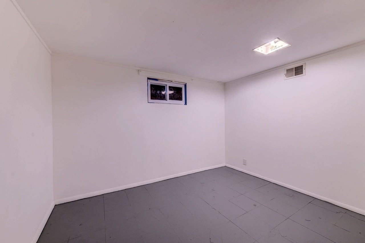 212 Lakeside Dr - Photo 5 of 29