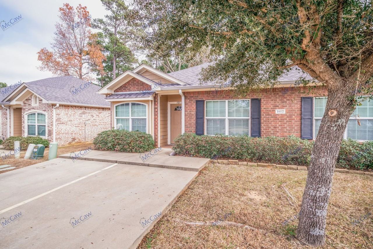 1612 Stanley Dr #101 - Photo 2 of 26