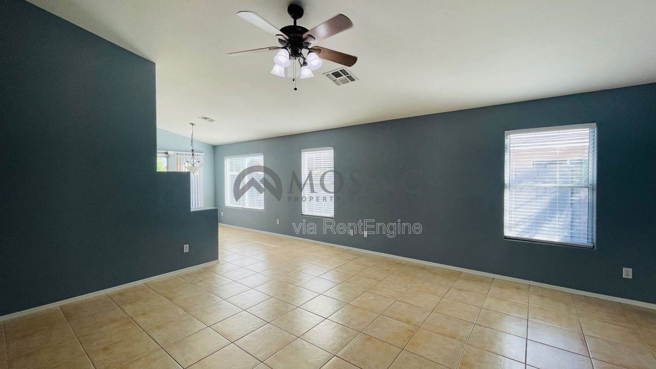 20415 N 81st Dr - Photo 5 of 12