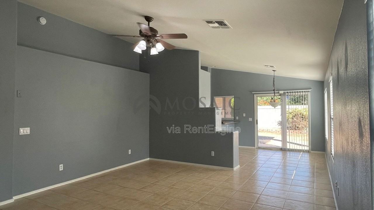 20415 N 81st Dr - Photo 6 of 12