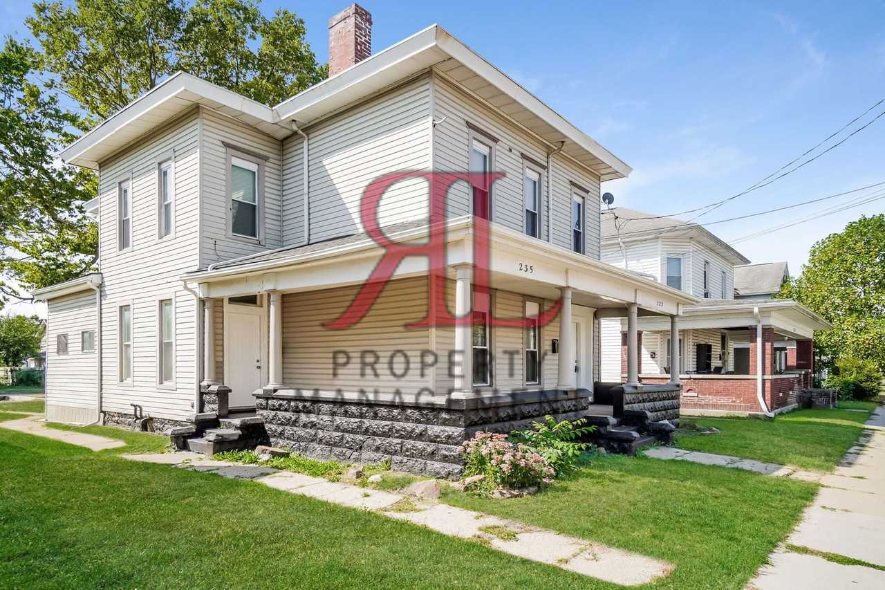 235 W Church St - Photo 3 of 26