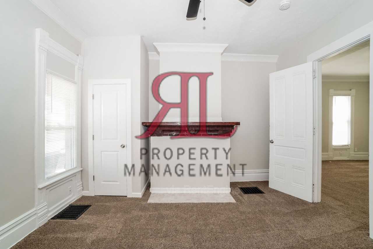 235 W Church St - Photo 6 of 26