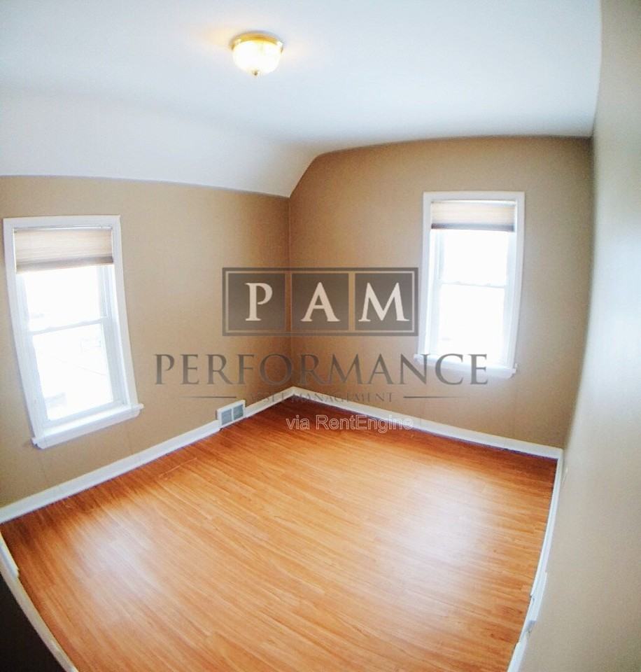 W164N9110 Water St #4 - Photo 5 of 8