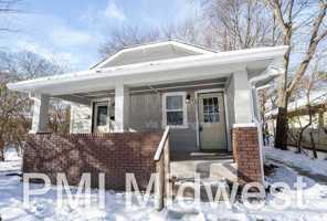 featured image of 2932 N Dearborn St #A