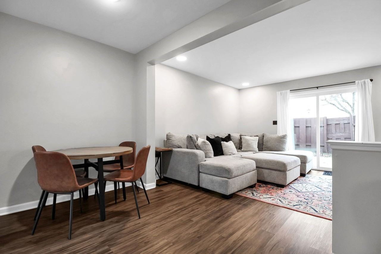 1226 Woodbrook Cir W #D - Photo 7 of 29