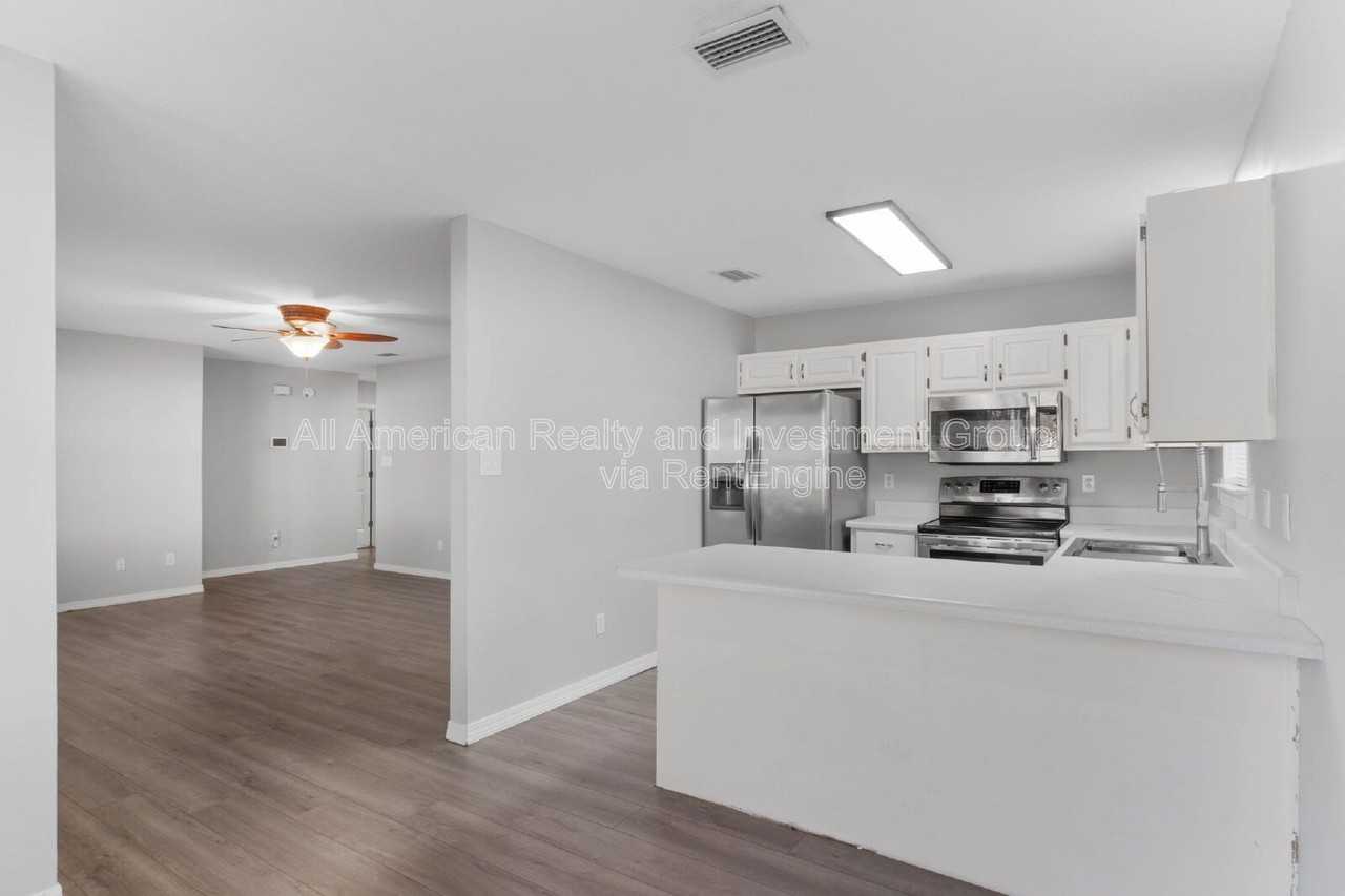 908 Emily Cir - Photo 6 of 24