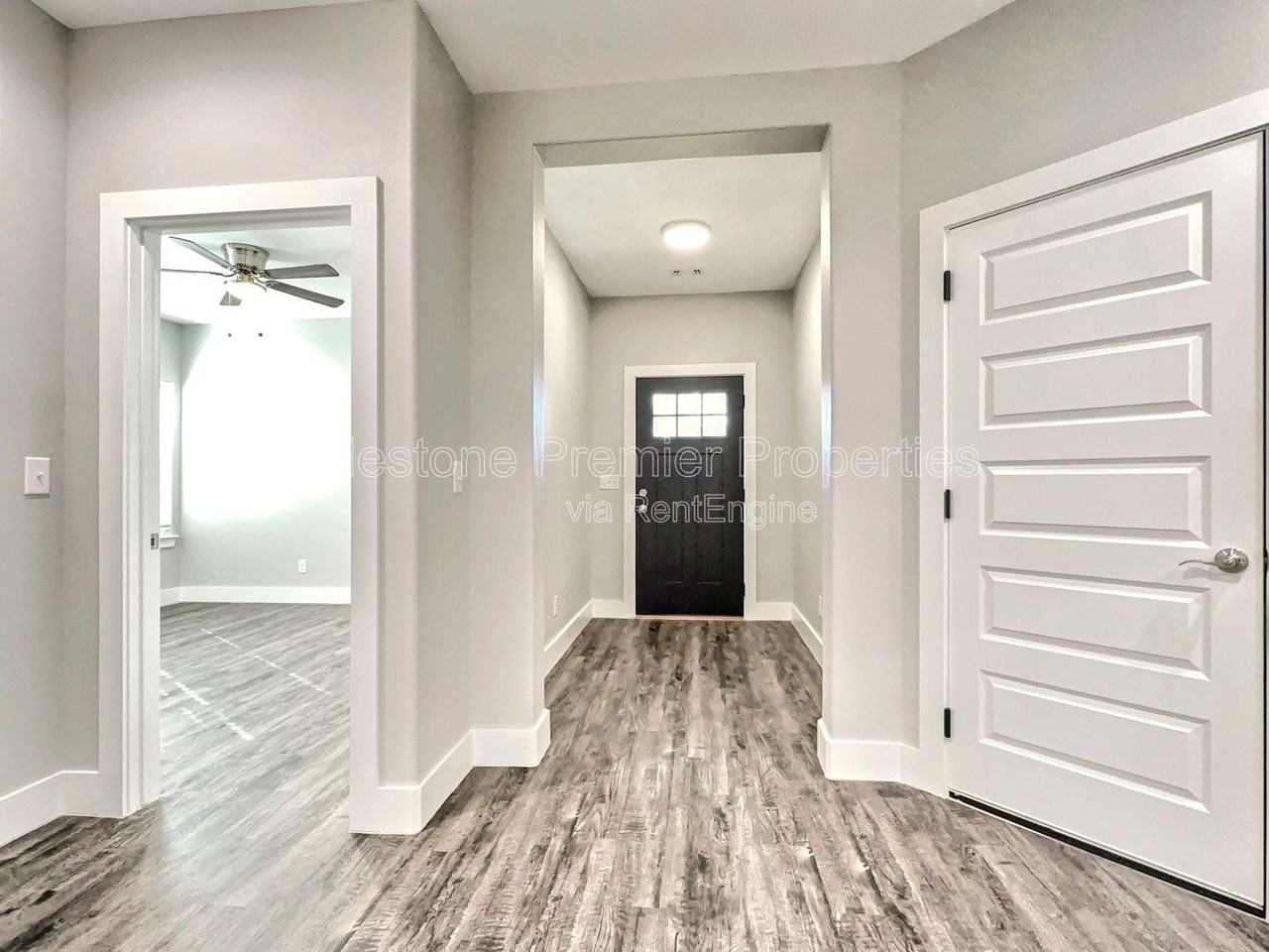 1036 Ray Dr - Photo 2 of 25