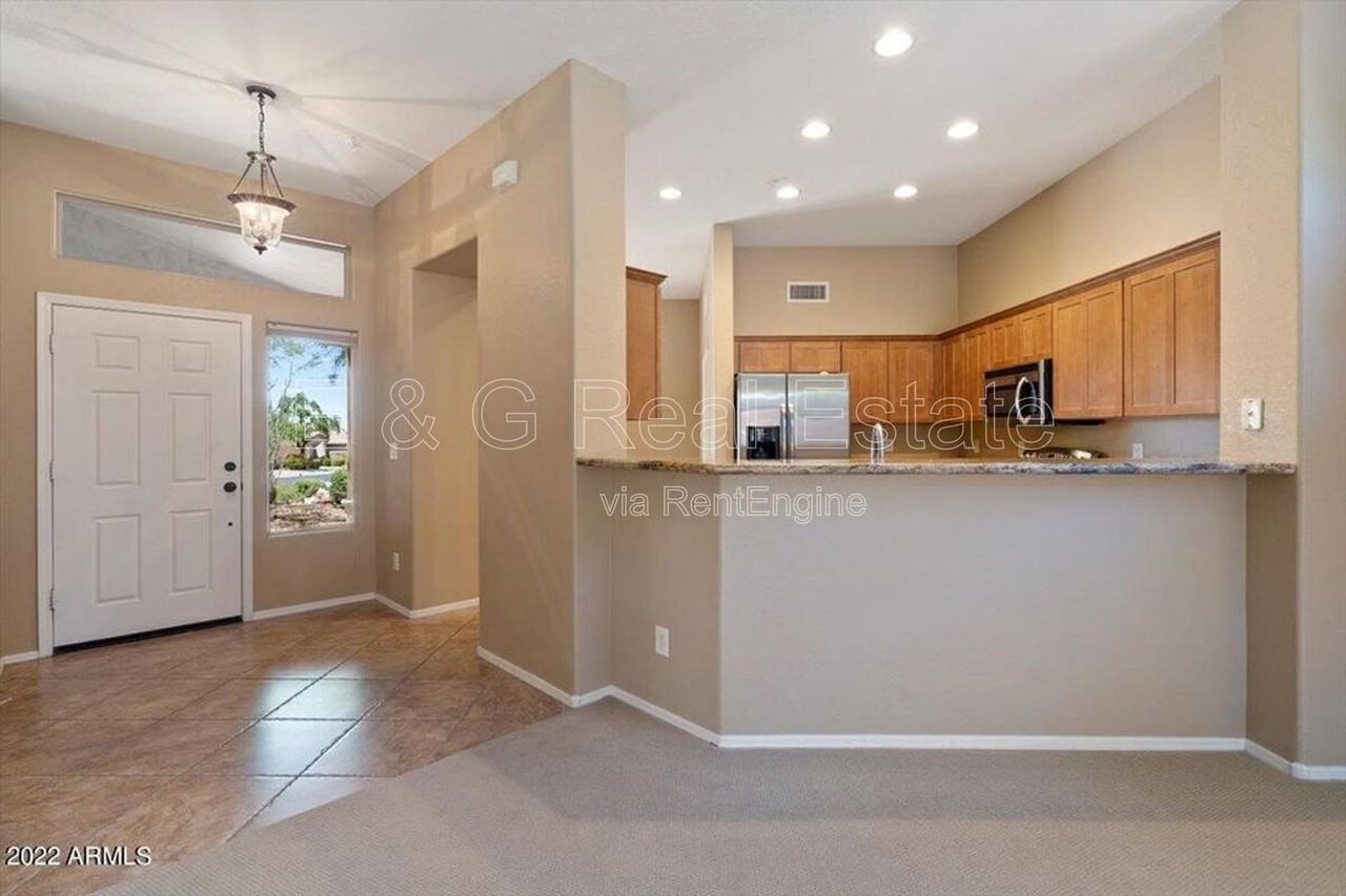 23043 N 89th Pl - Photo 3 of 30