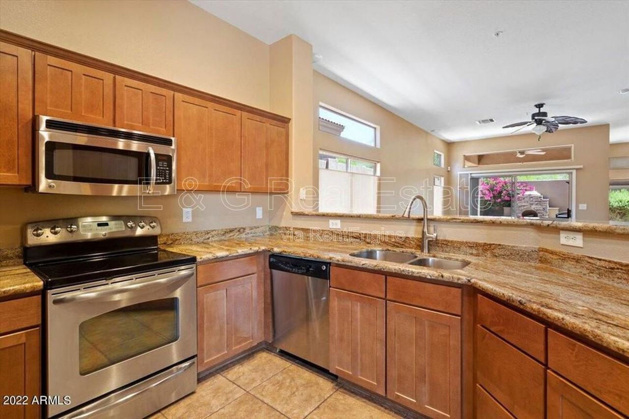 23043 N 89th Pl - Photo 5 of 30