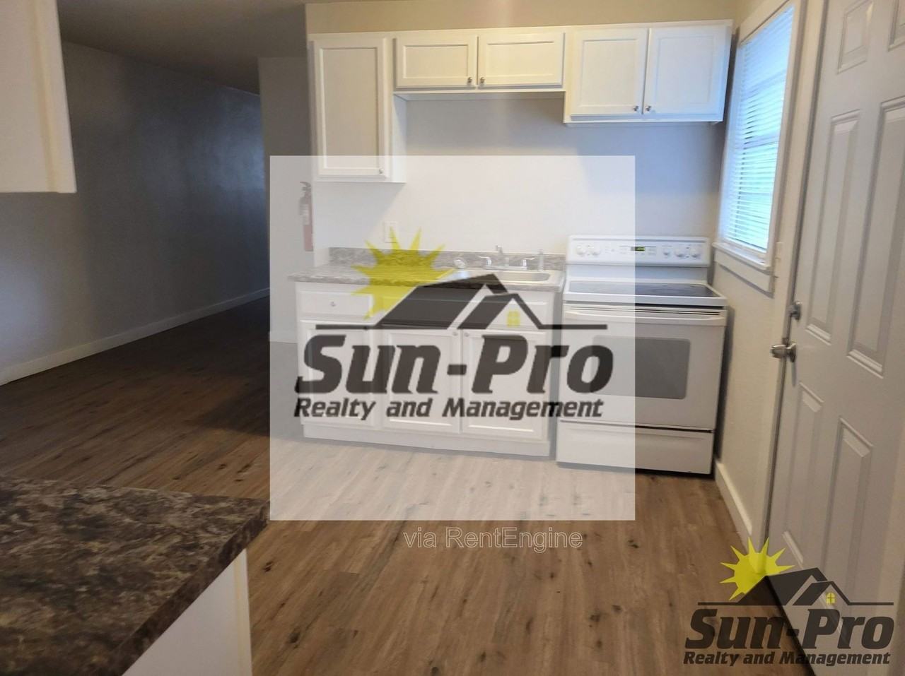 708 Georgia St #5 - Photo 3 of 11