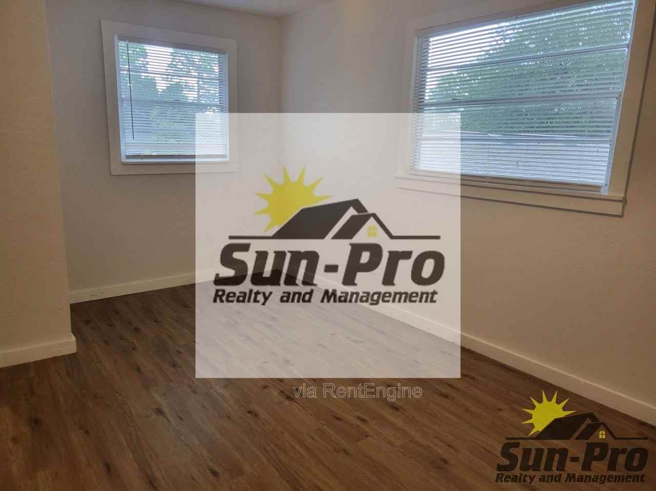 708 Georgia St #5 - Photo 5 of 11