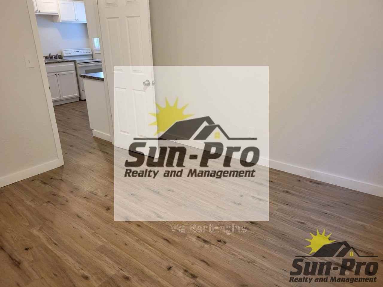 708 Georgia St #5 - Photo 6 of 11