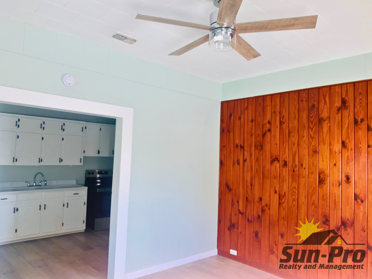 136 W Pine Bluff St - Photo 7 of 22