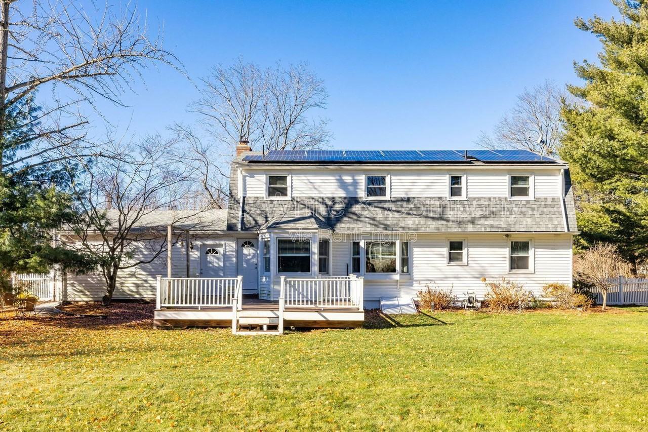 42 Valley View Ln - Photo 3 of 32