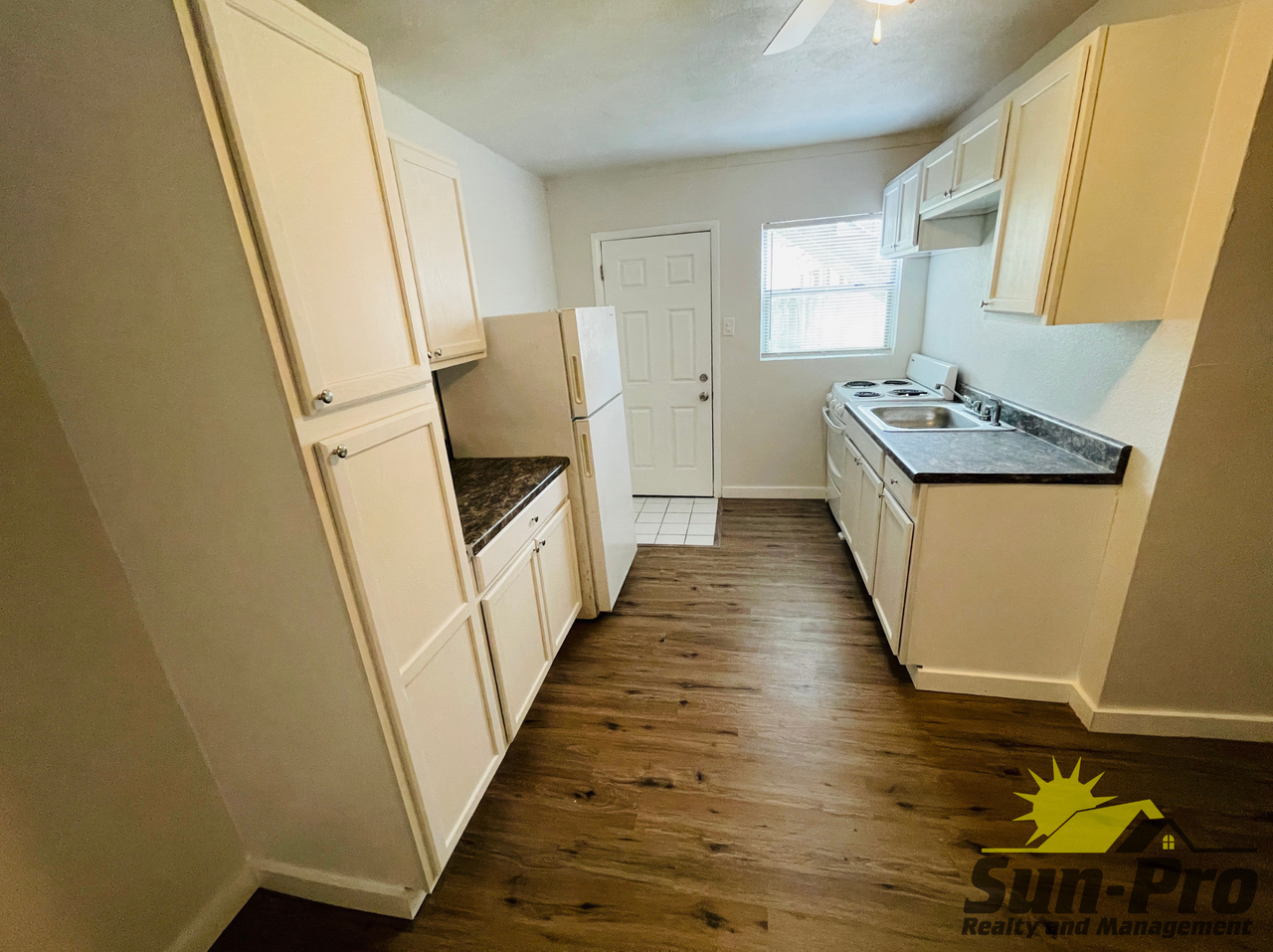 708 Georgia St #1 - Photo 2 of 10