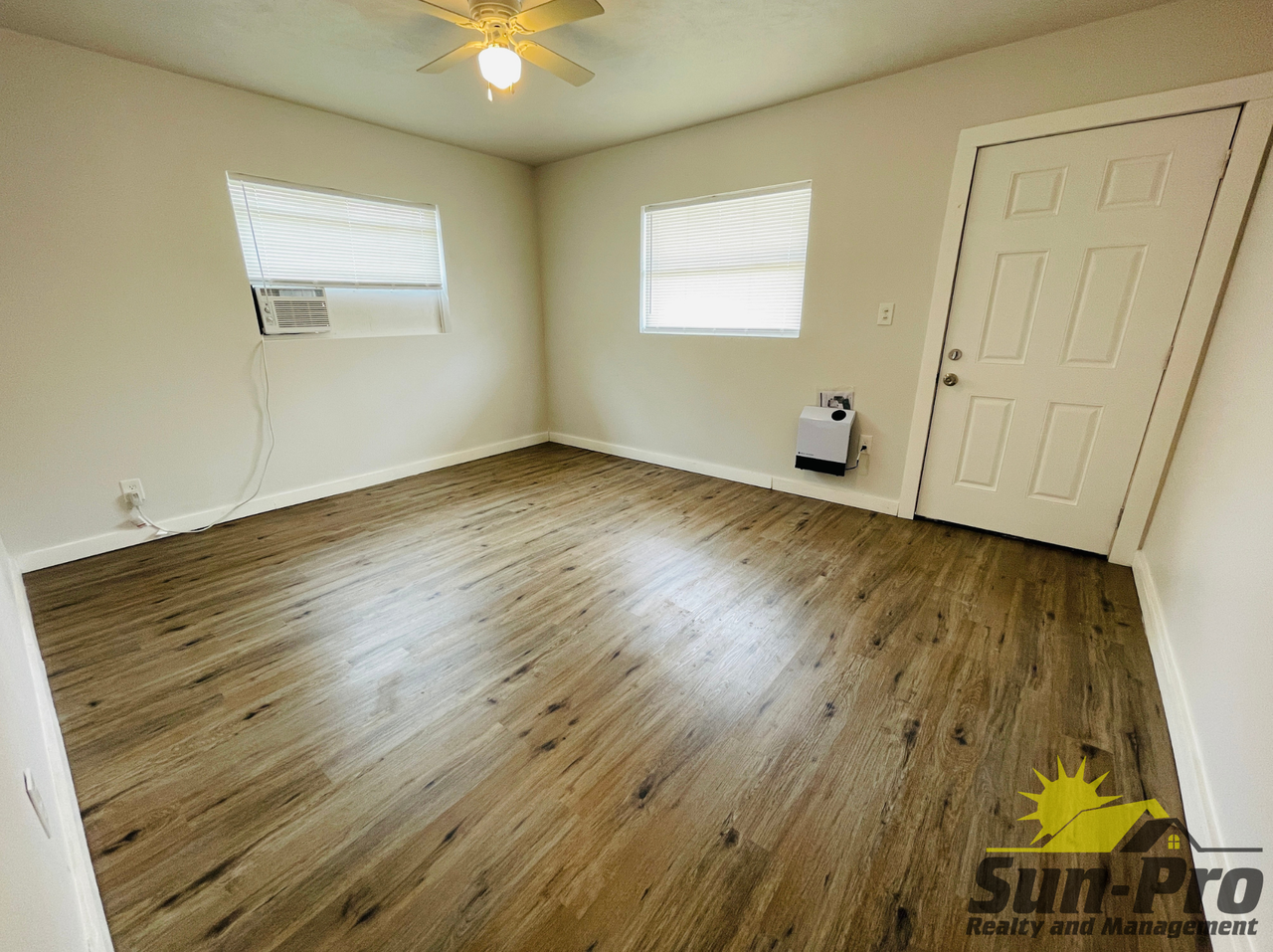 708 Georgia St #1 - Photo 5 of 10