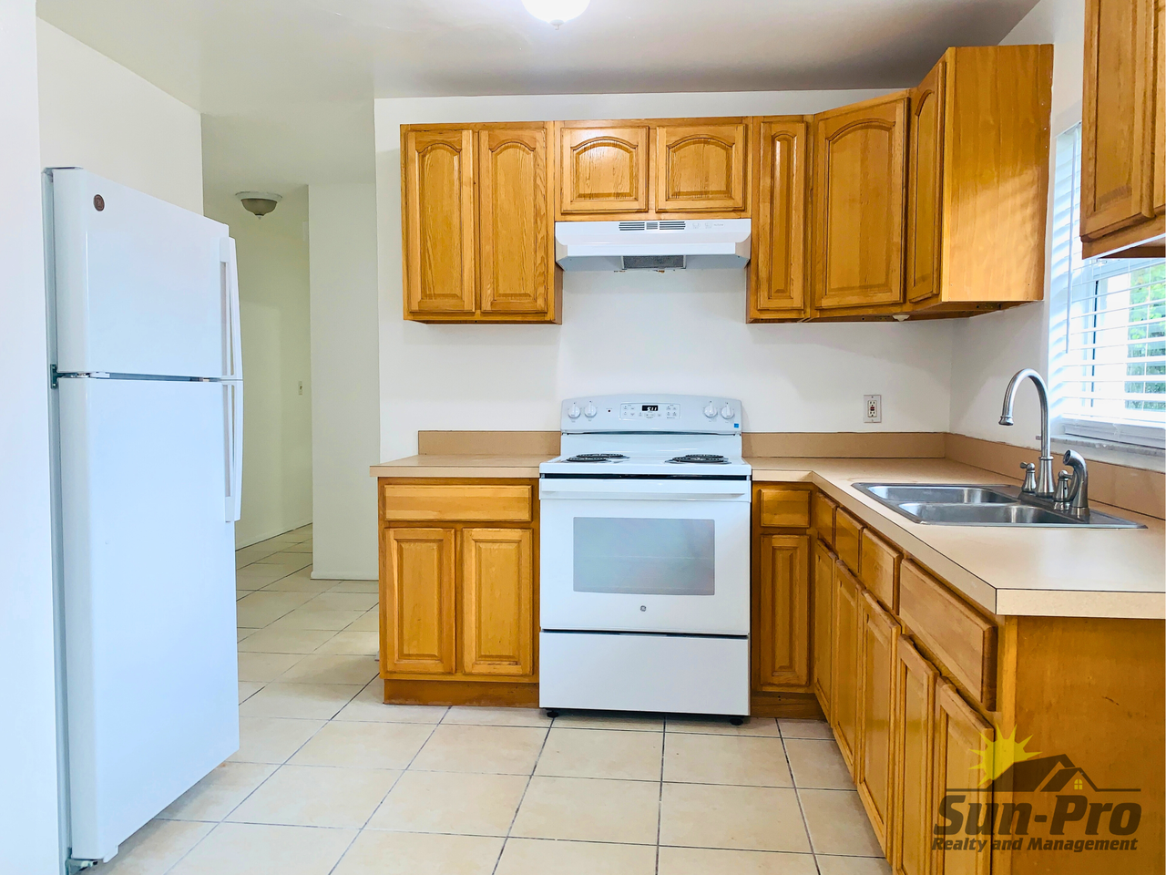 1965 Nelson Ave - Photo 5 of 12