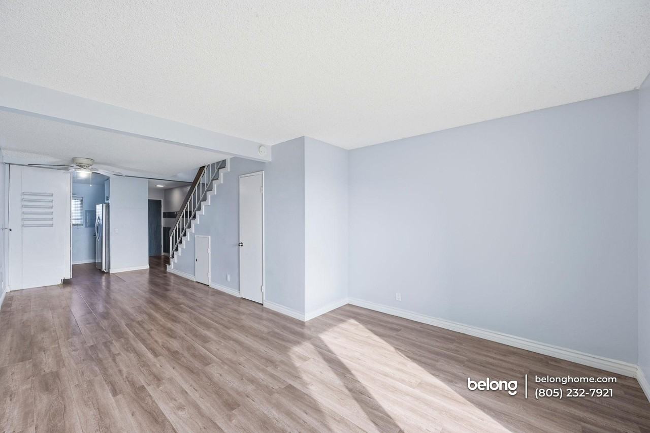 267 S Ventura Rd #280 - Photo 4 of 26