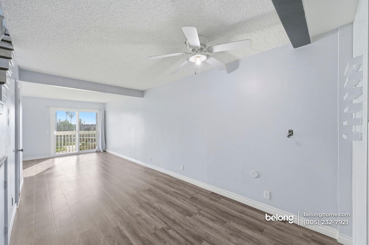 267 S Ventura Rd #280 - Photo 5 of 26