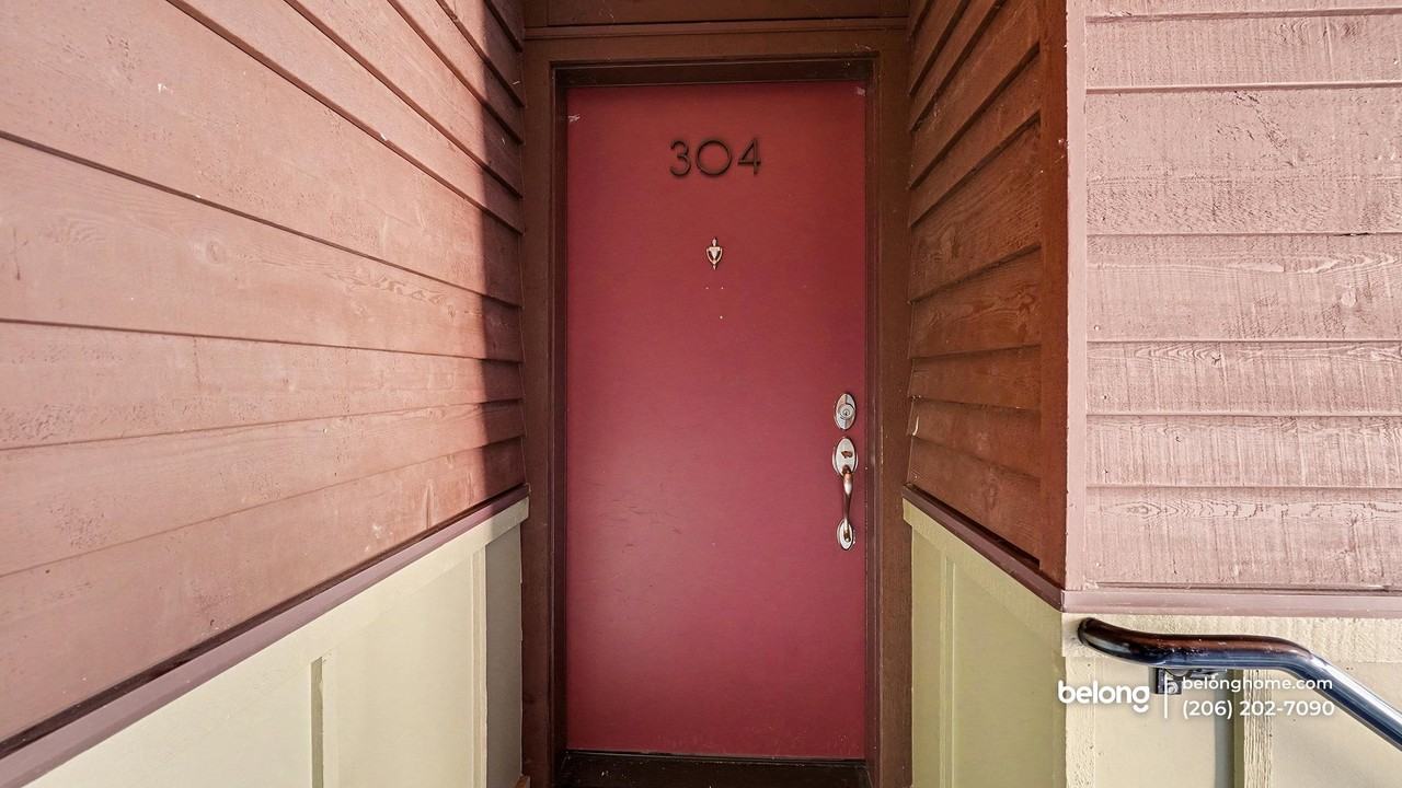 15152 Ne 82nd St #304 - Photo 2 of 17