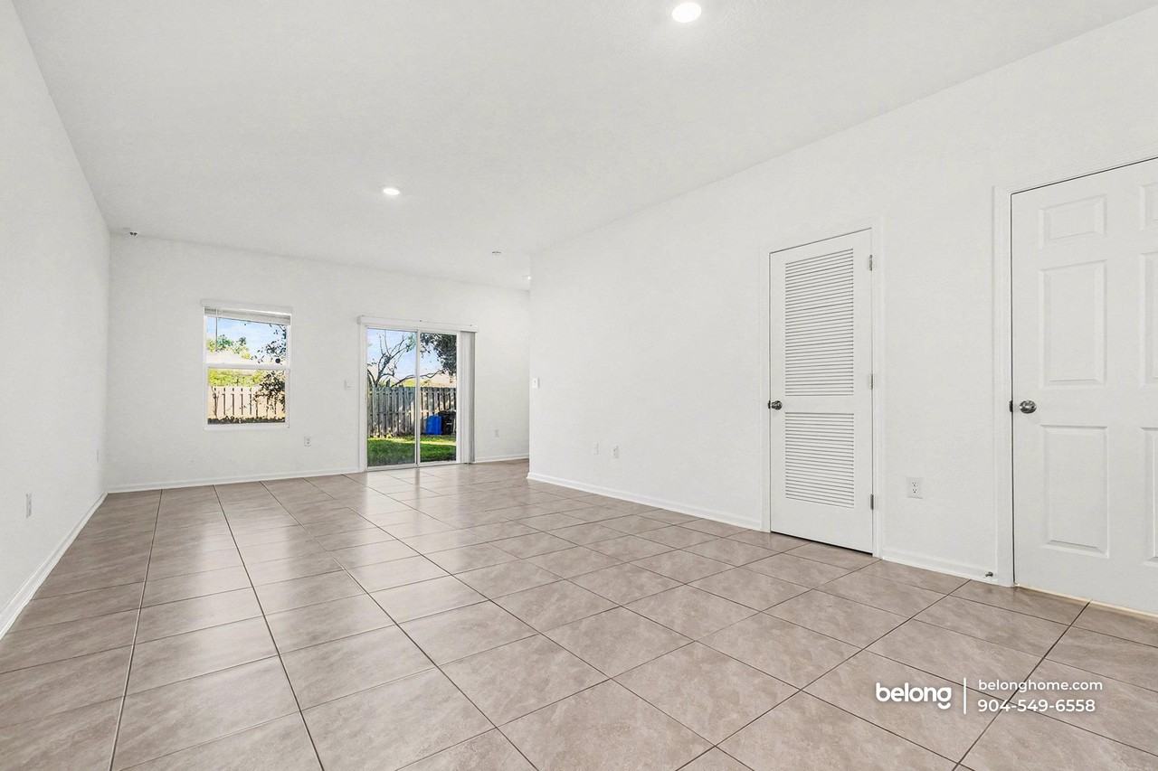 9067 Gifford Dr - Photo 7 of 28