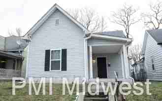 925 N Sheffield Ave - Photo 1 of 1