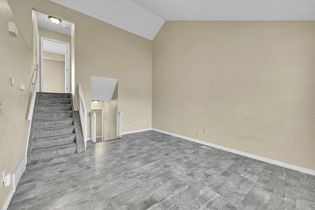 1380 Ride Ln - Photo 7 of 45