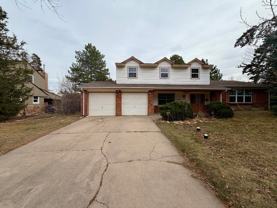 6804 S Detroit Cir - Photo 1 of 1