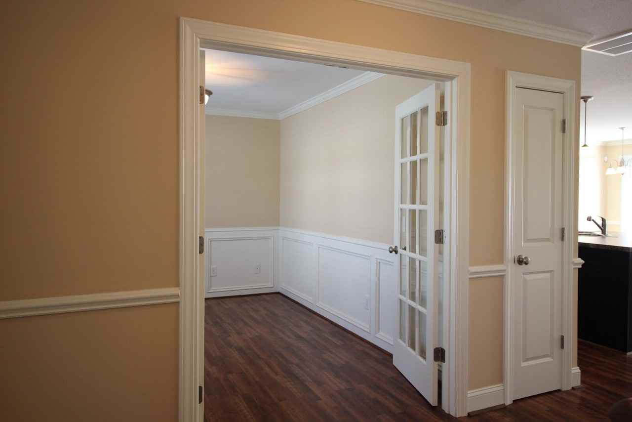 120 Chandler Dr Apt H - Photo 2 of 39