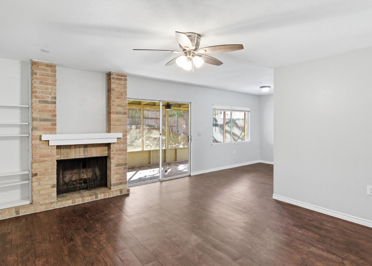 5938 Oak Run St - Photo 5 of 19