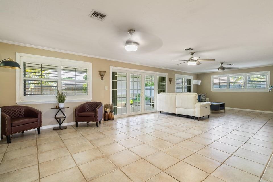 2258 Palmetto Road - Photo 6 of 8