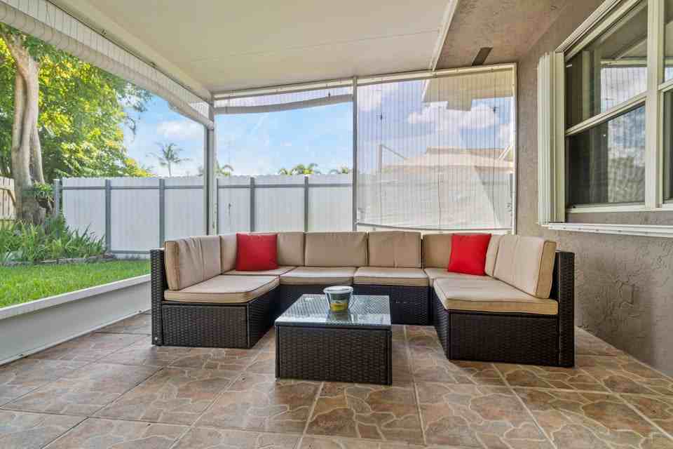 2258 Palmetto Road - Photo 3 of 8