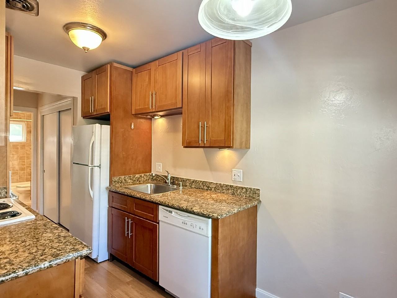 100 Belvedere Dr #5 - Photo 5 of 13