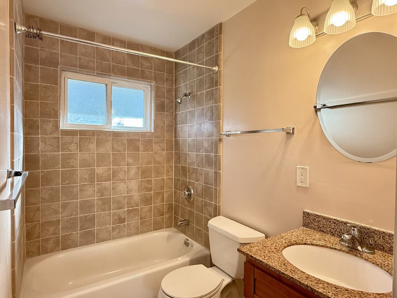 100 Belvedere Dr #5 - Photo 6 of 13