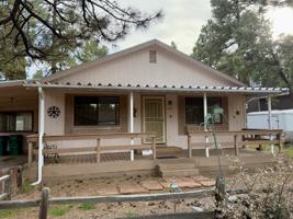 featured image of 1721 W Huning