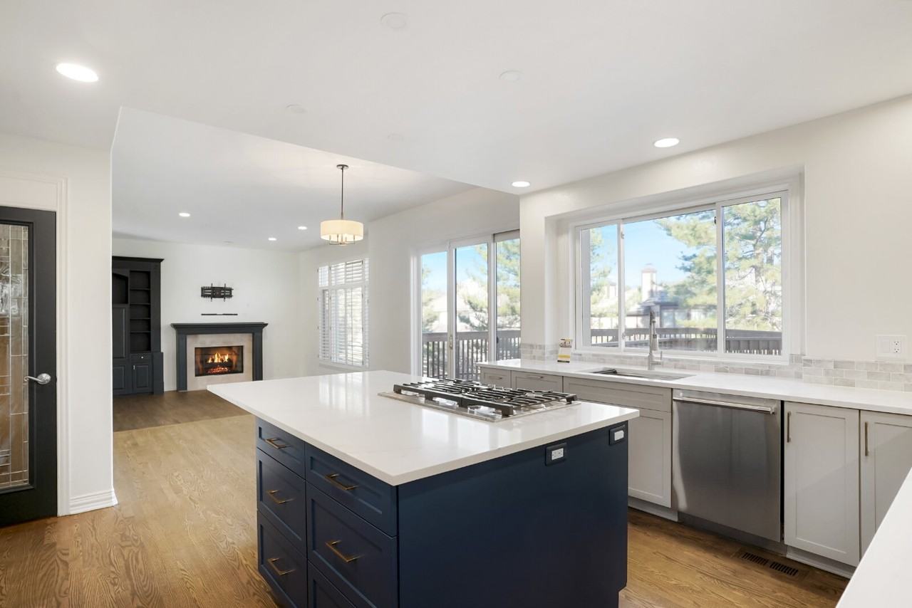 2064 S Robb Way - Photo 6 of 26