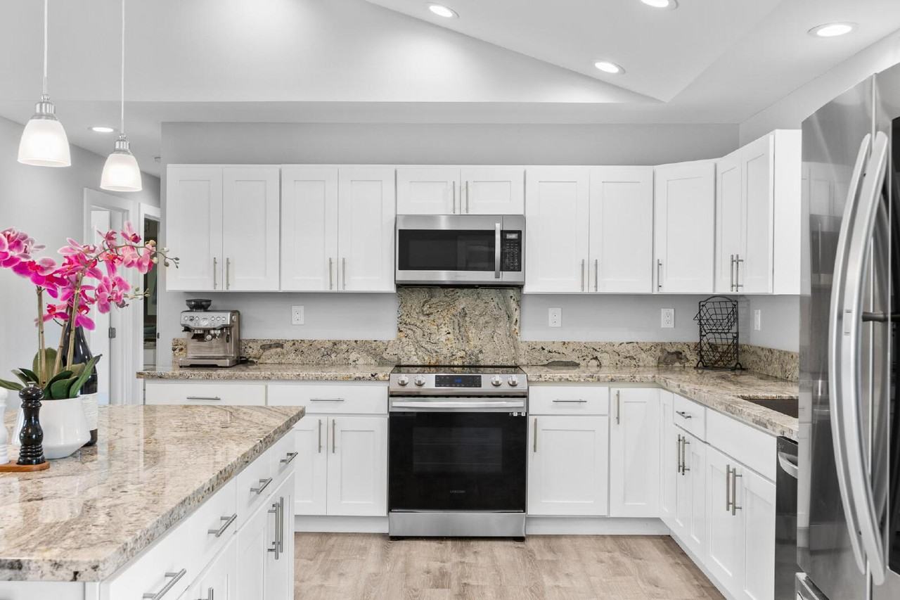 15-1625 14th Ave - Photo 6 of 50